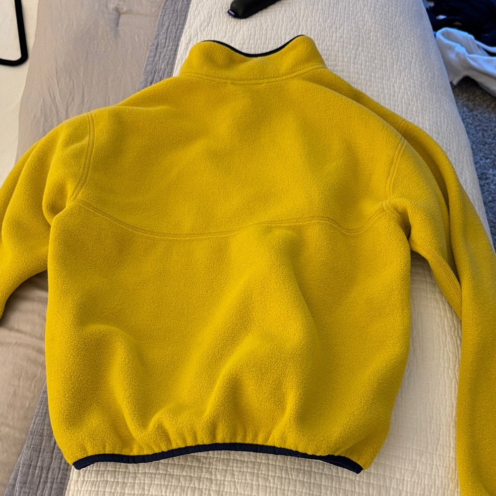 L.L. Bean Golden Fleece with Navy Trim - Picture 4 of 6